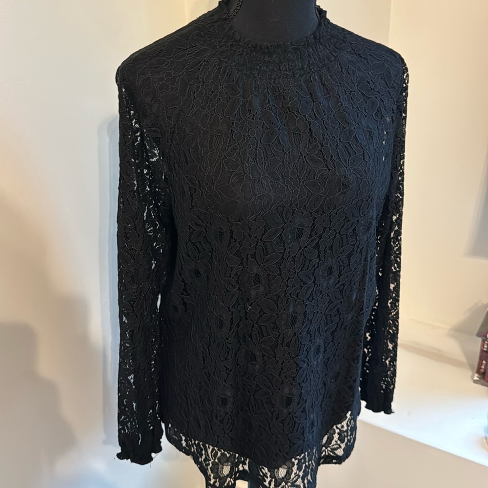 Beautiful black top - lace layer with a solid black base